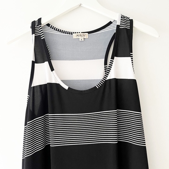 Comfy striped dress with slight racer back - Picture 5 of 6